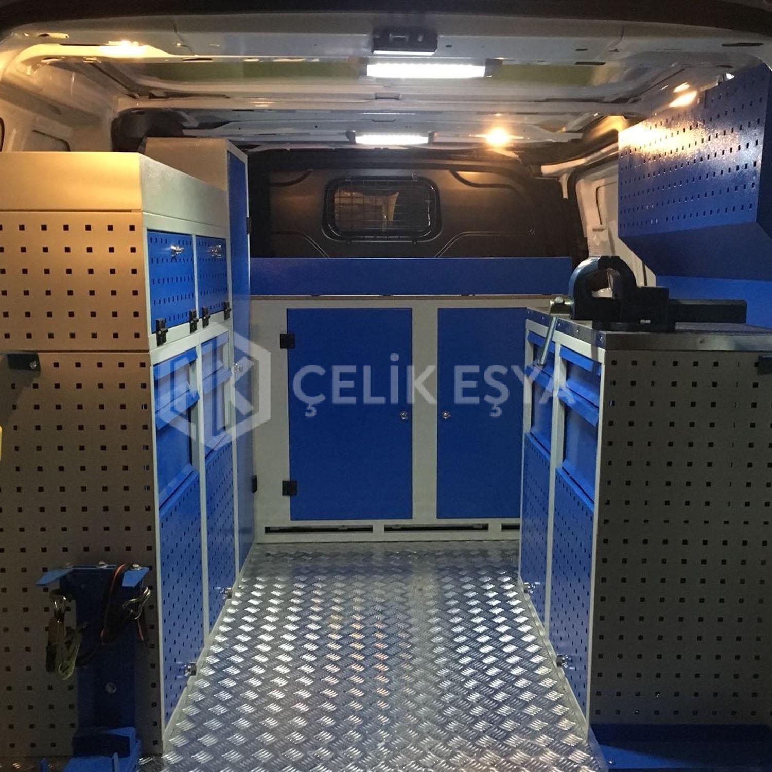 Ford Transit Araç içi Dolap Sistemleri MK-408 Ford Transit Araç içi Dolap Sistemleri MK-408